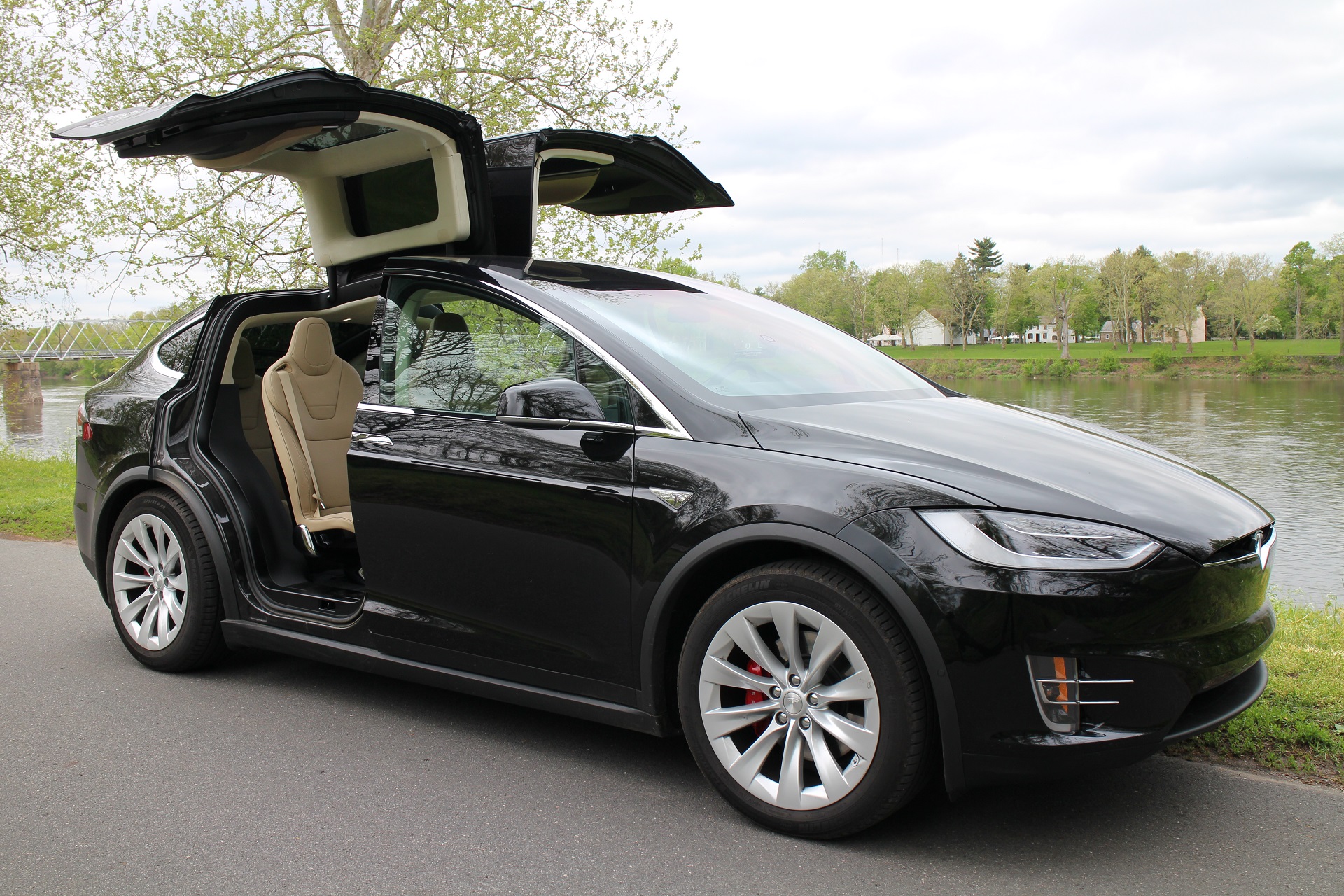 Executive Sedan — Tesla Model X or similar for Calgary and Airdrie rides